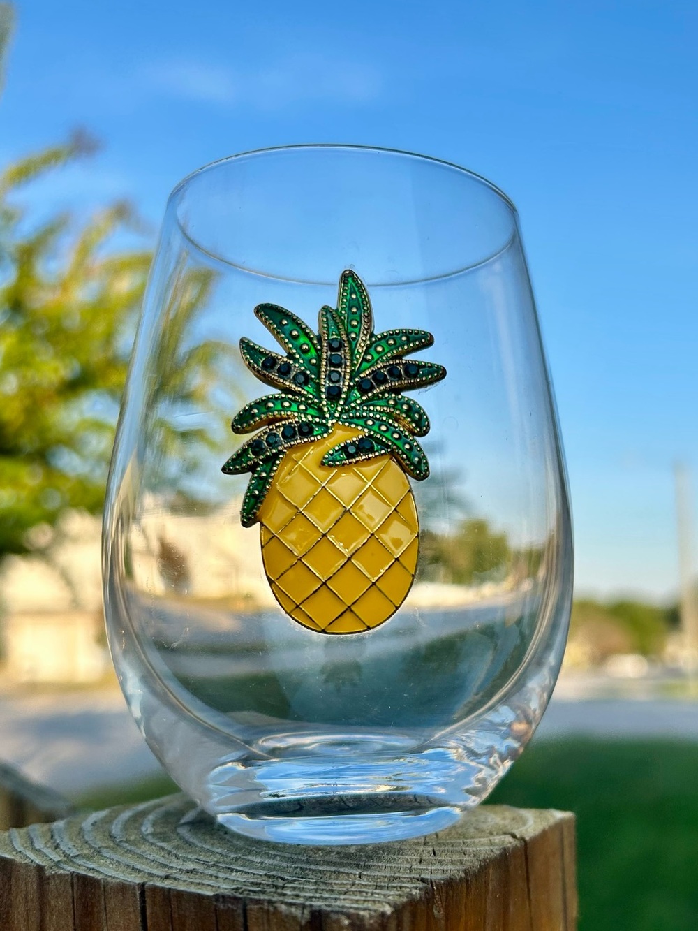 The Queens Jewels Pineapple Stemless Wine Glass,